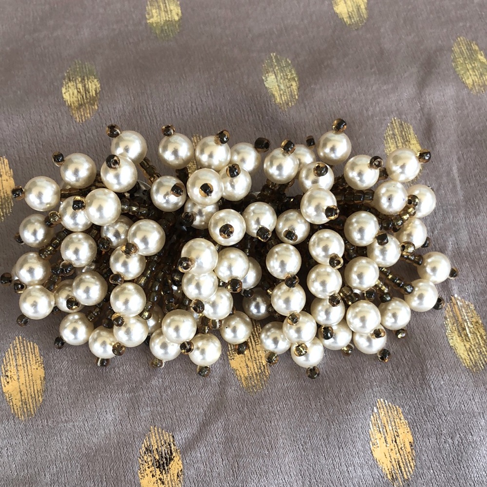 🌟3/$30🌟 Vintage Pearl Hair Clip